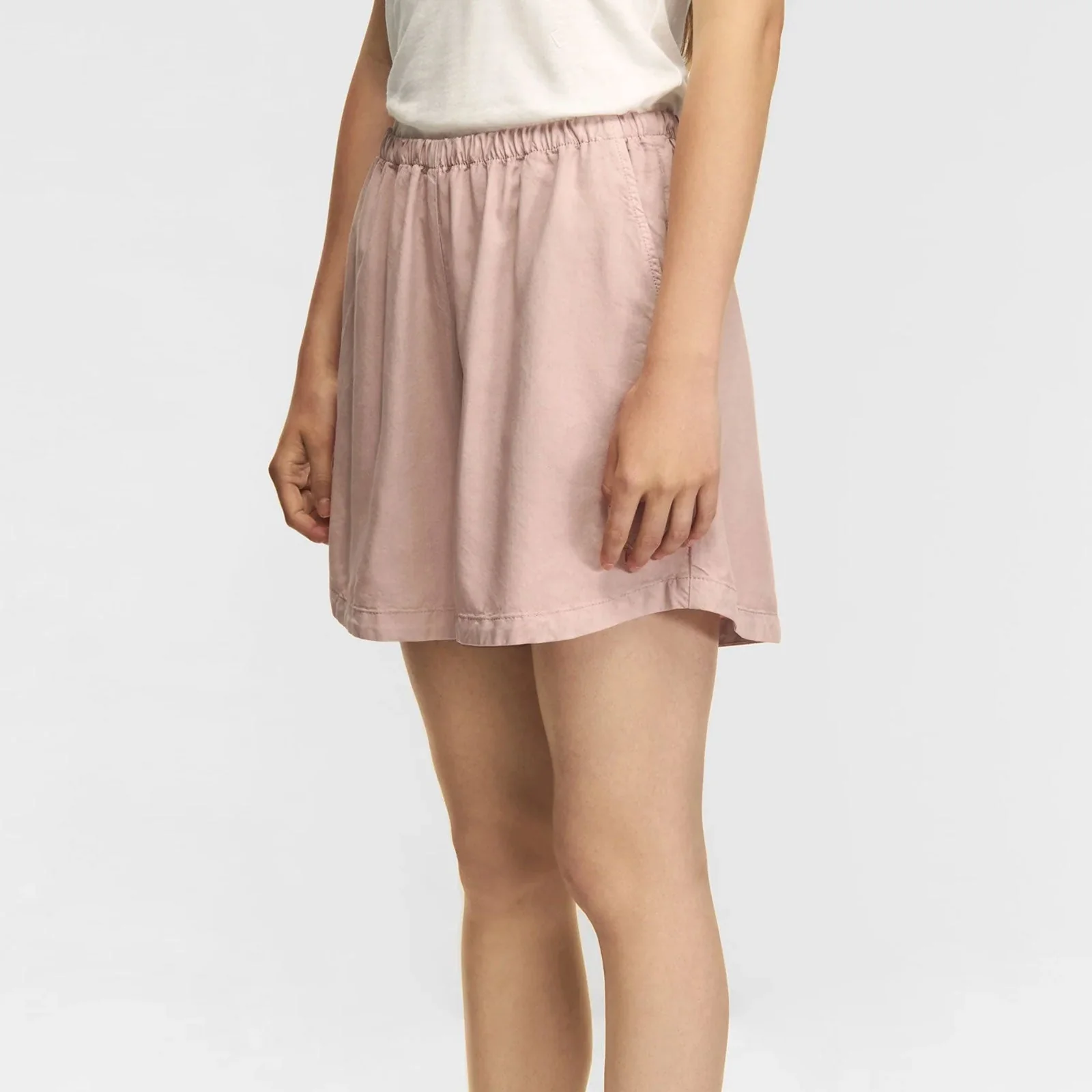 Alira Shorts rose - Image 3