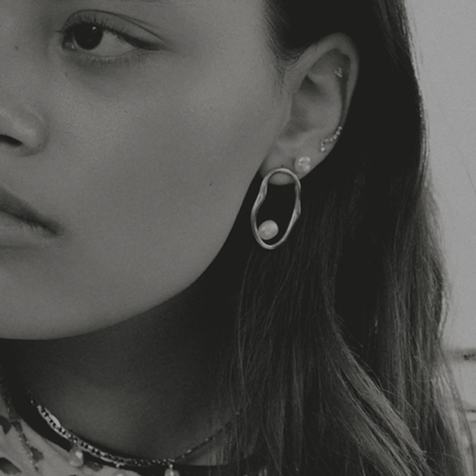 Baroque Helix Stud gold - Image 3