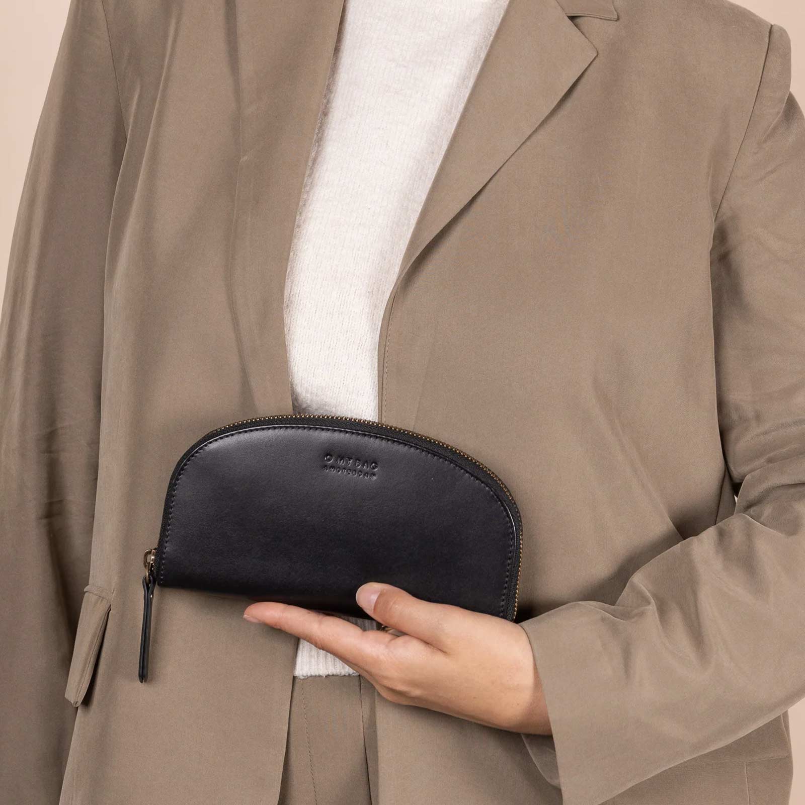 Blake Classic Leather Wallet black - Image 3