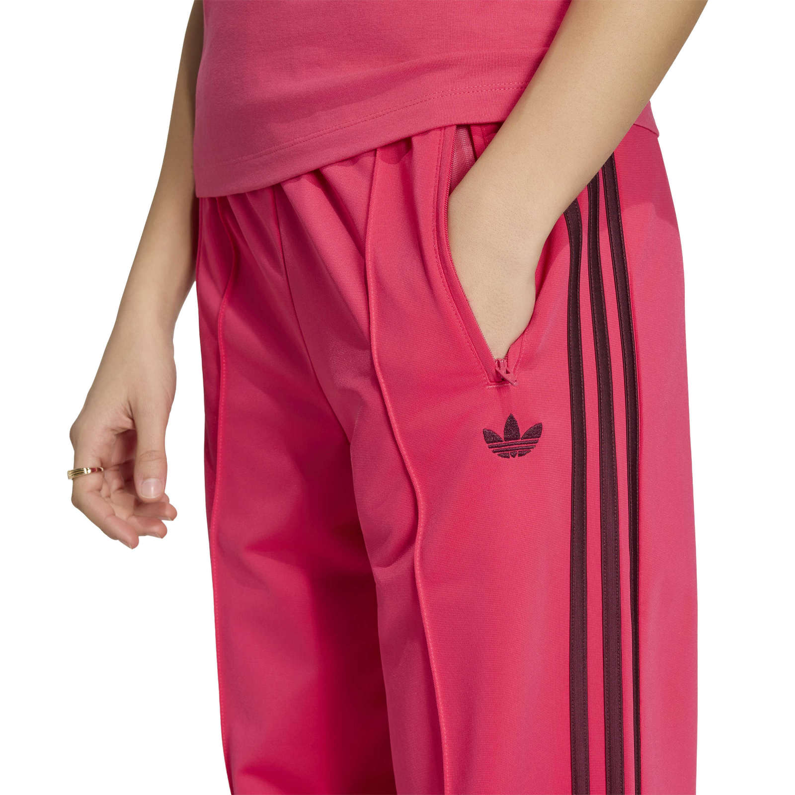 FB Loose Trackpant power pink/maroon - Image 4