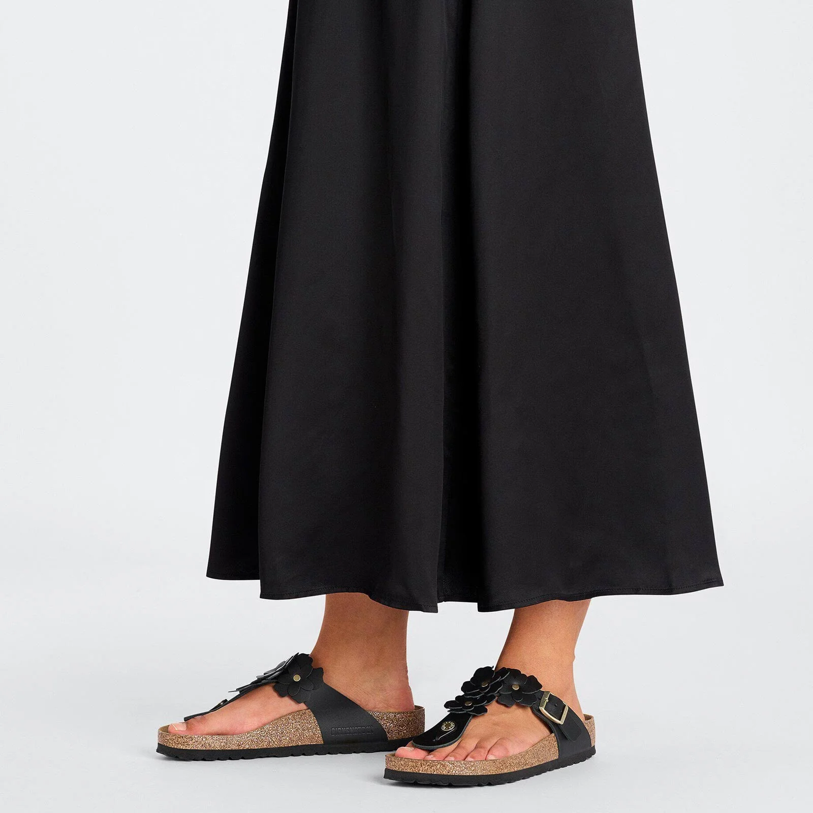 Gizeh Narrow Fit Flower Embellishment black - Image 4