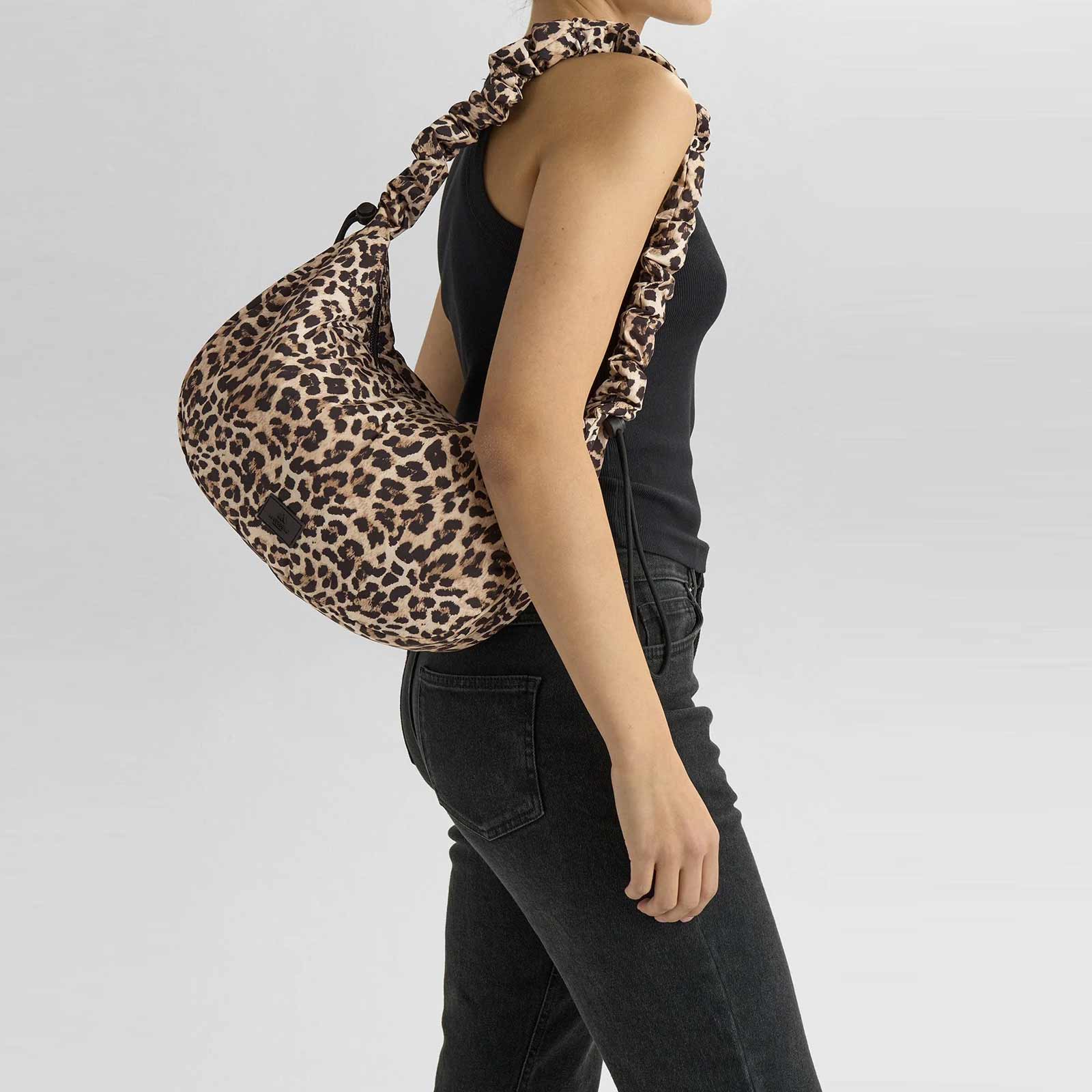 GroundMBG Recycled Bag leopard - Image 3