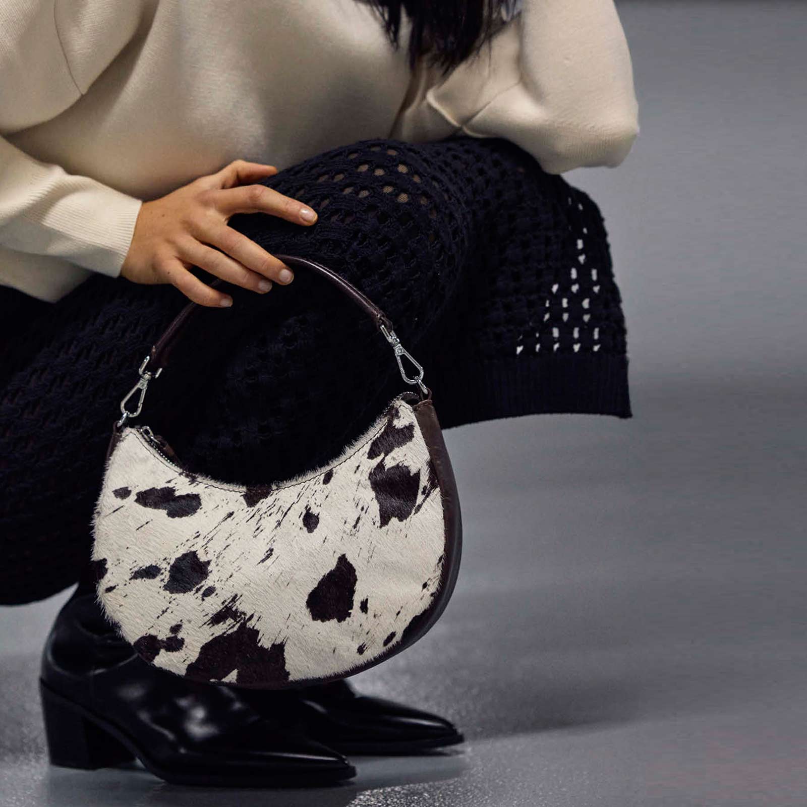 HeliaMBG Crossbody Bag cow print - Image 2