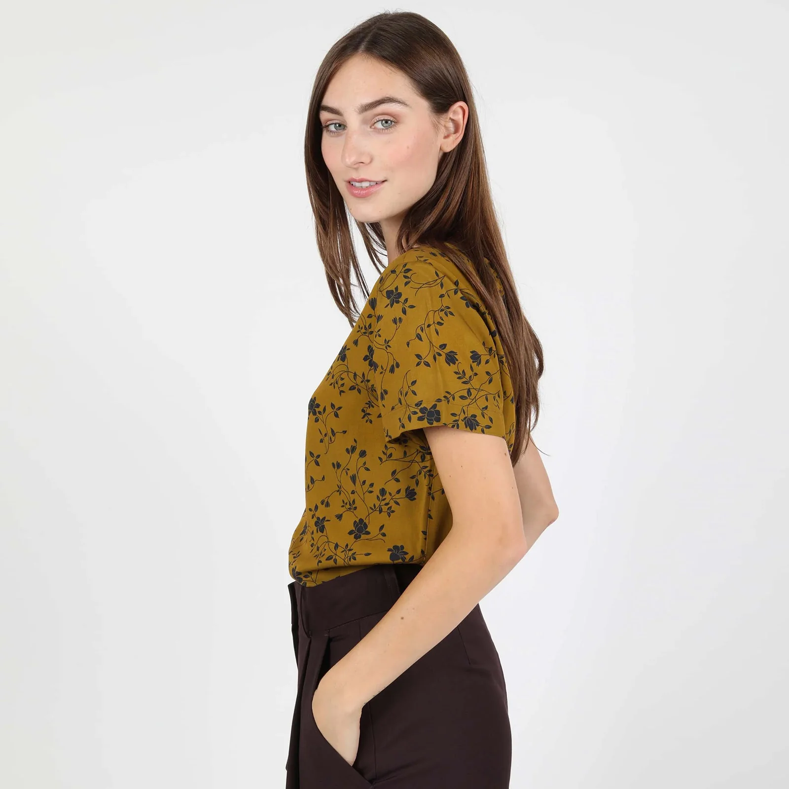 Hella Short Sleeve Shirt cinnamon - Image 2