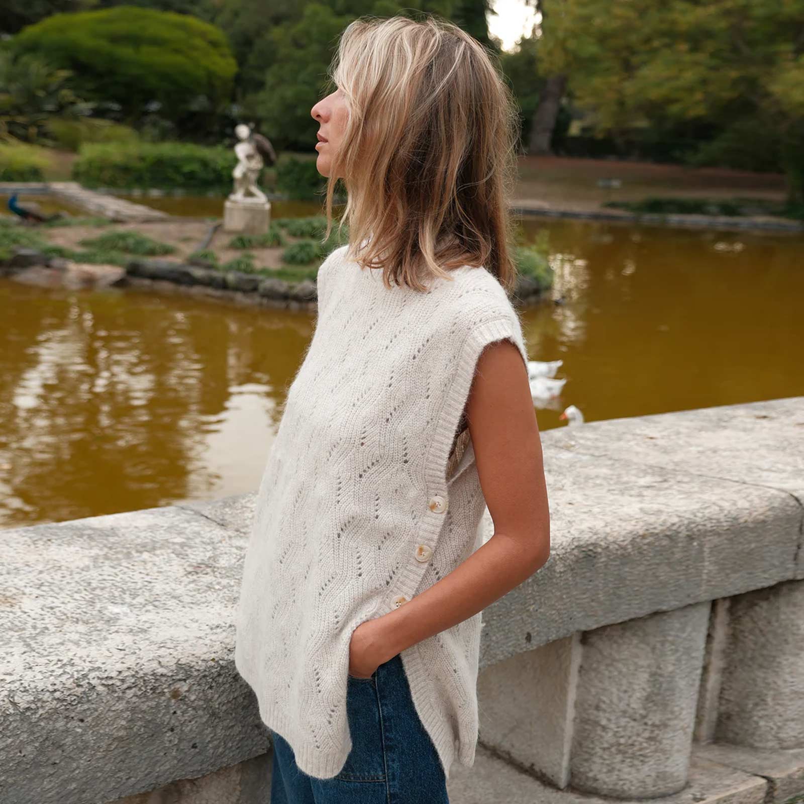 Knit Vest crudo