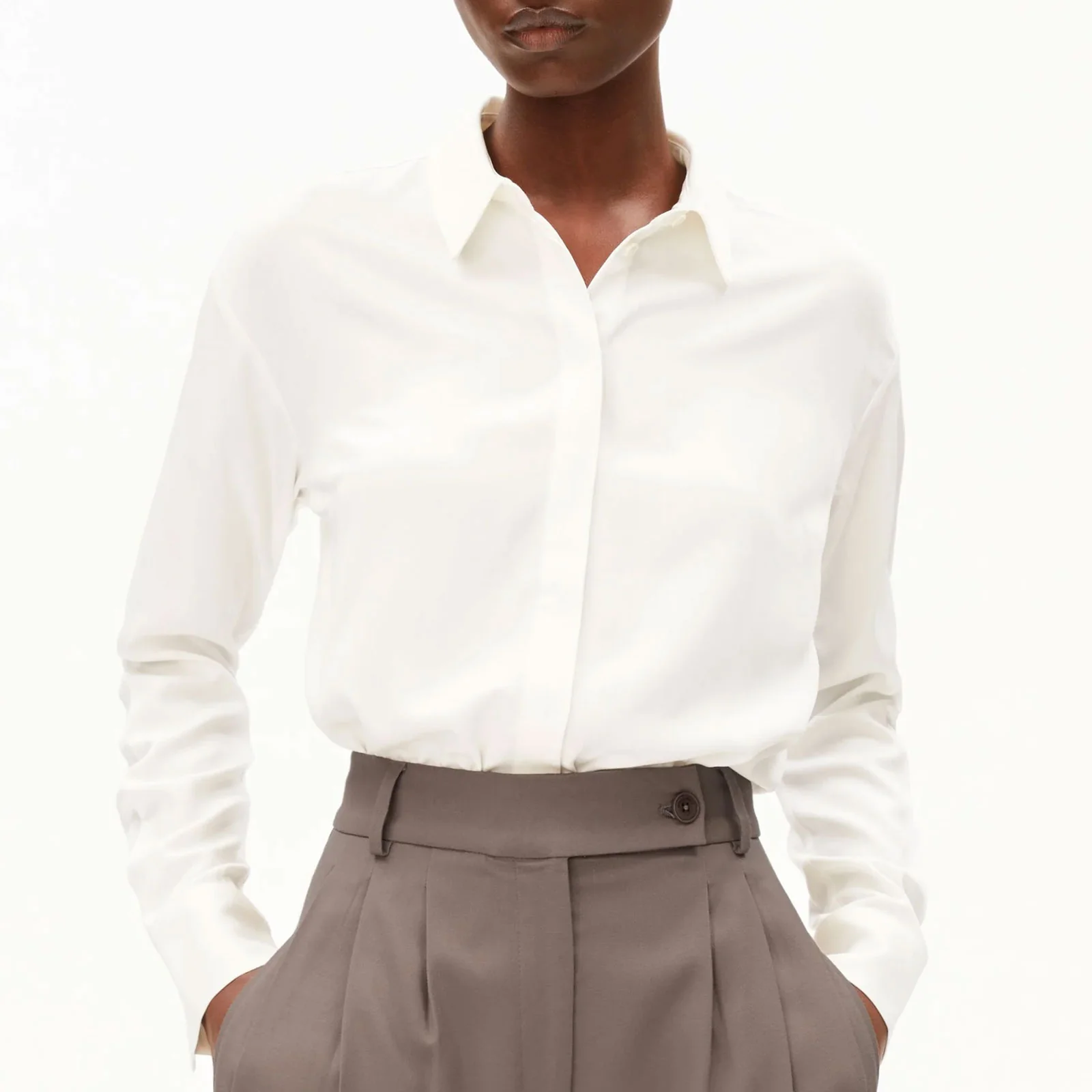 Larisaana Longsleeve Blouse off white