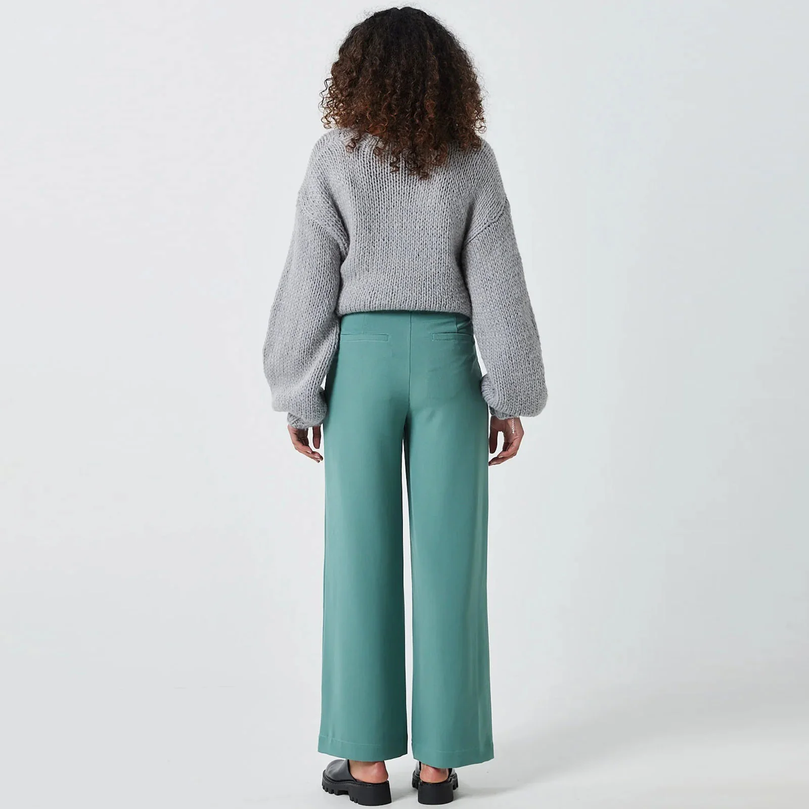 Lessa 2.0 Pants e54 sagebrush green - Image 3