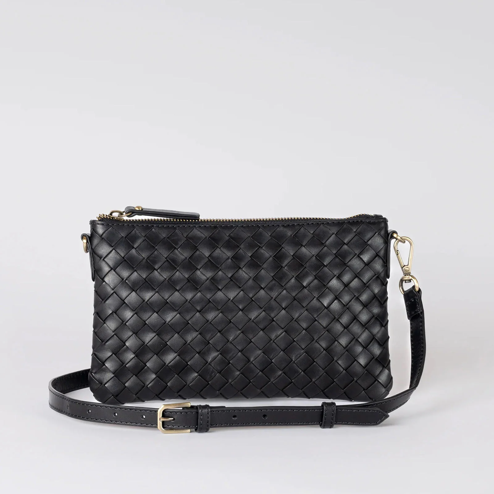 Lexi Woven Leather Bag black - Image 6