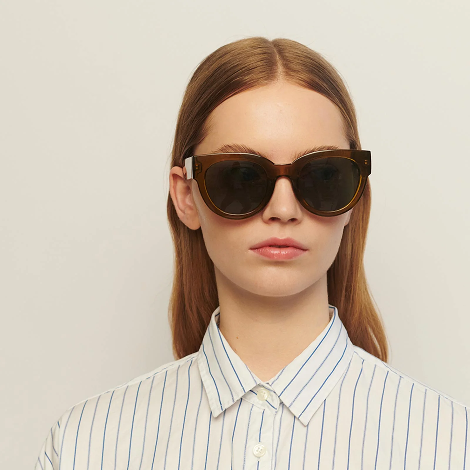 Lilly Sunglasses smoke transparent