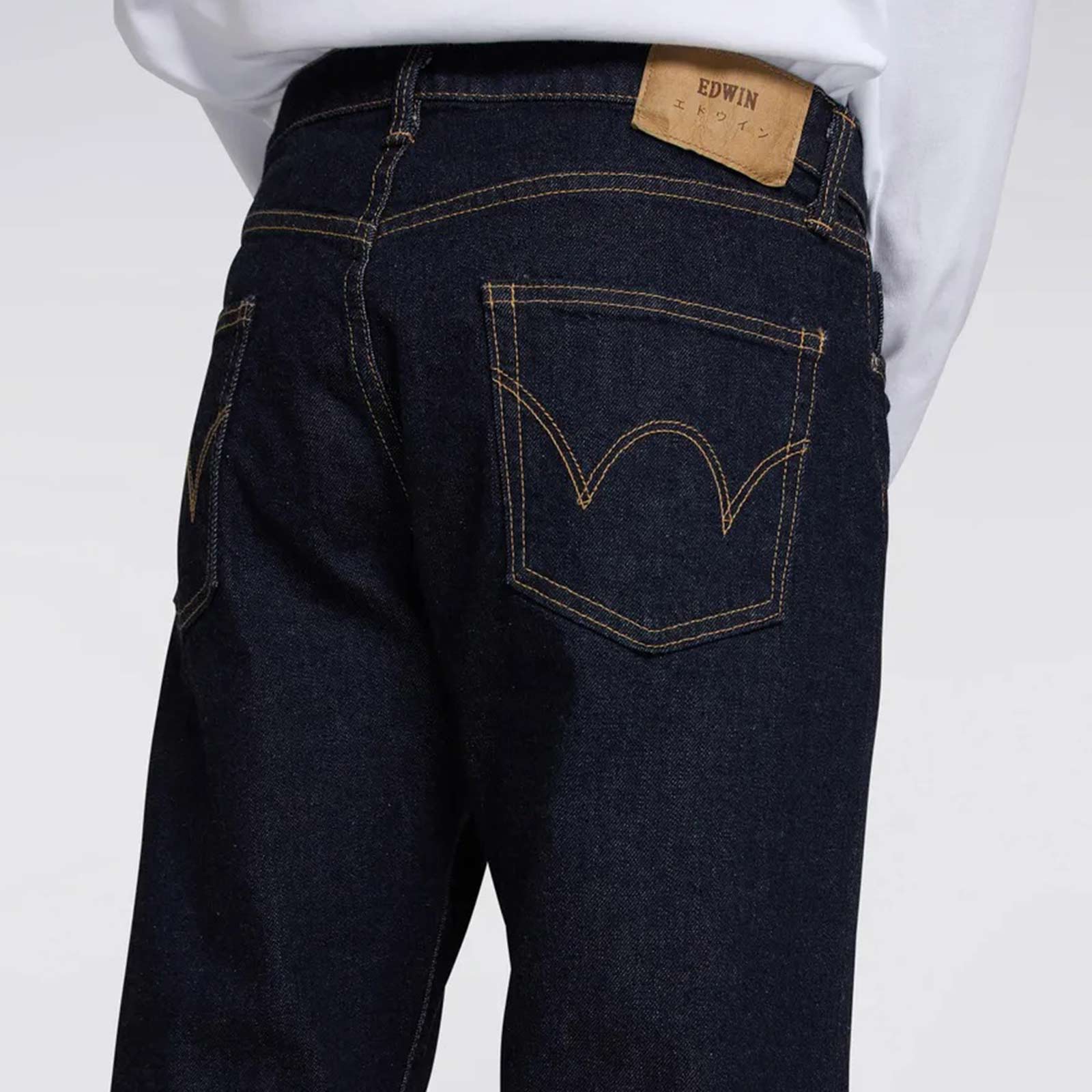 Regular Tapered Kaihara Pure Indigo Stretch Denim rinse - Image 3
