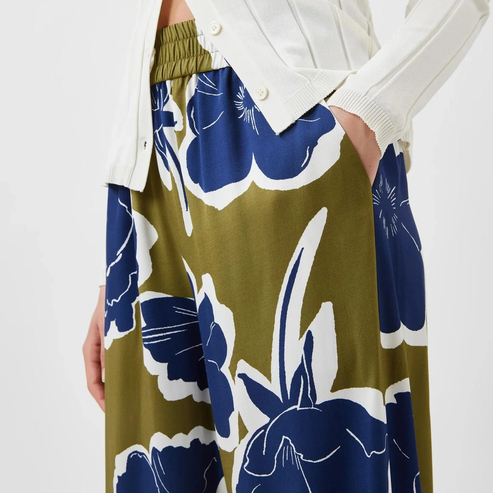 Ronnas Pants 3047 avocado - Image 3
