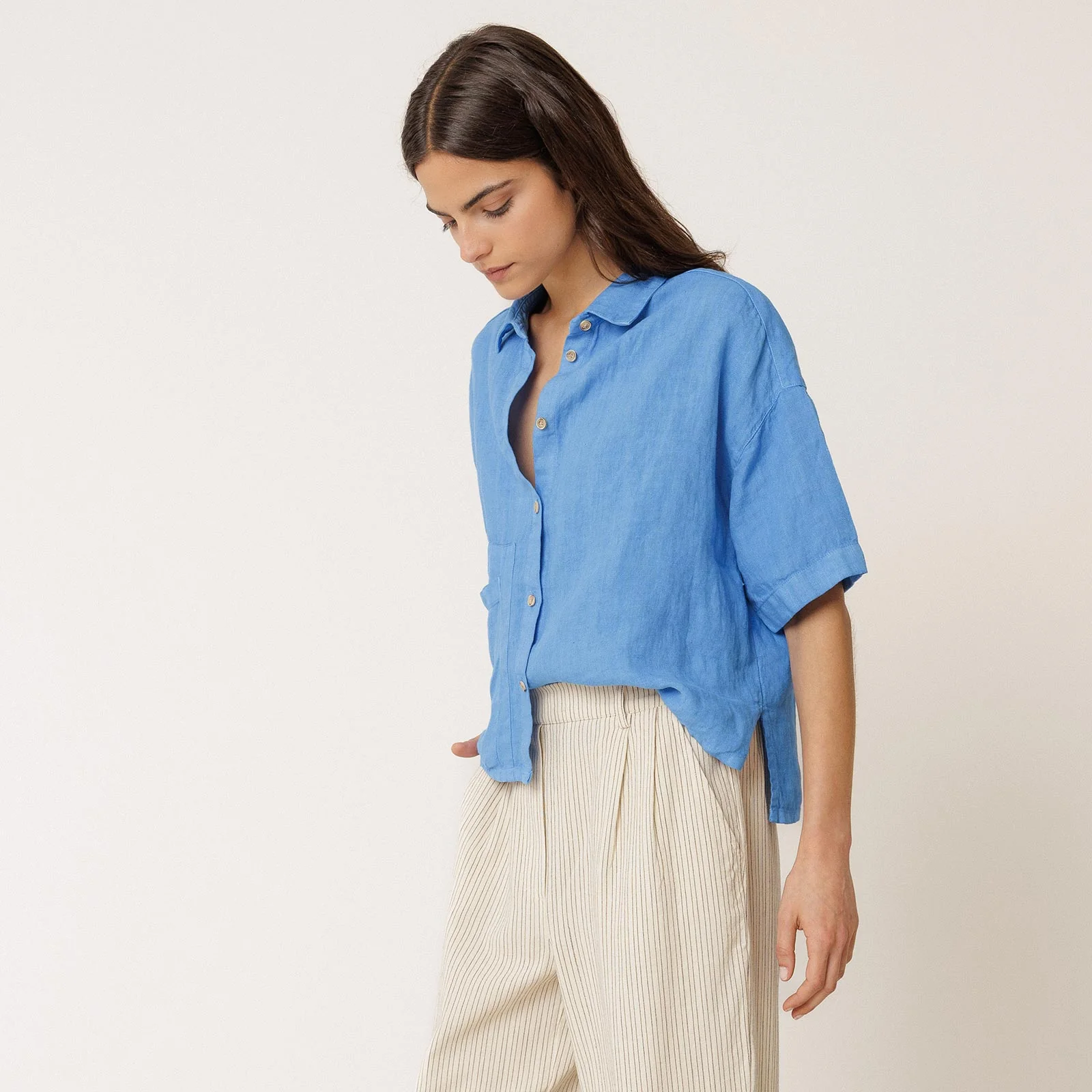 Short Sleeve Linen Blouse azul britanico