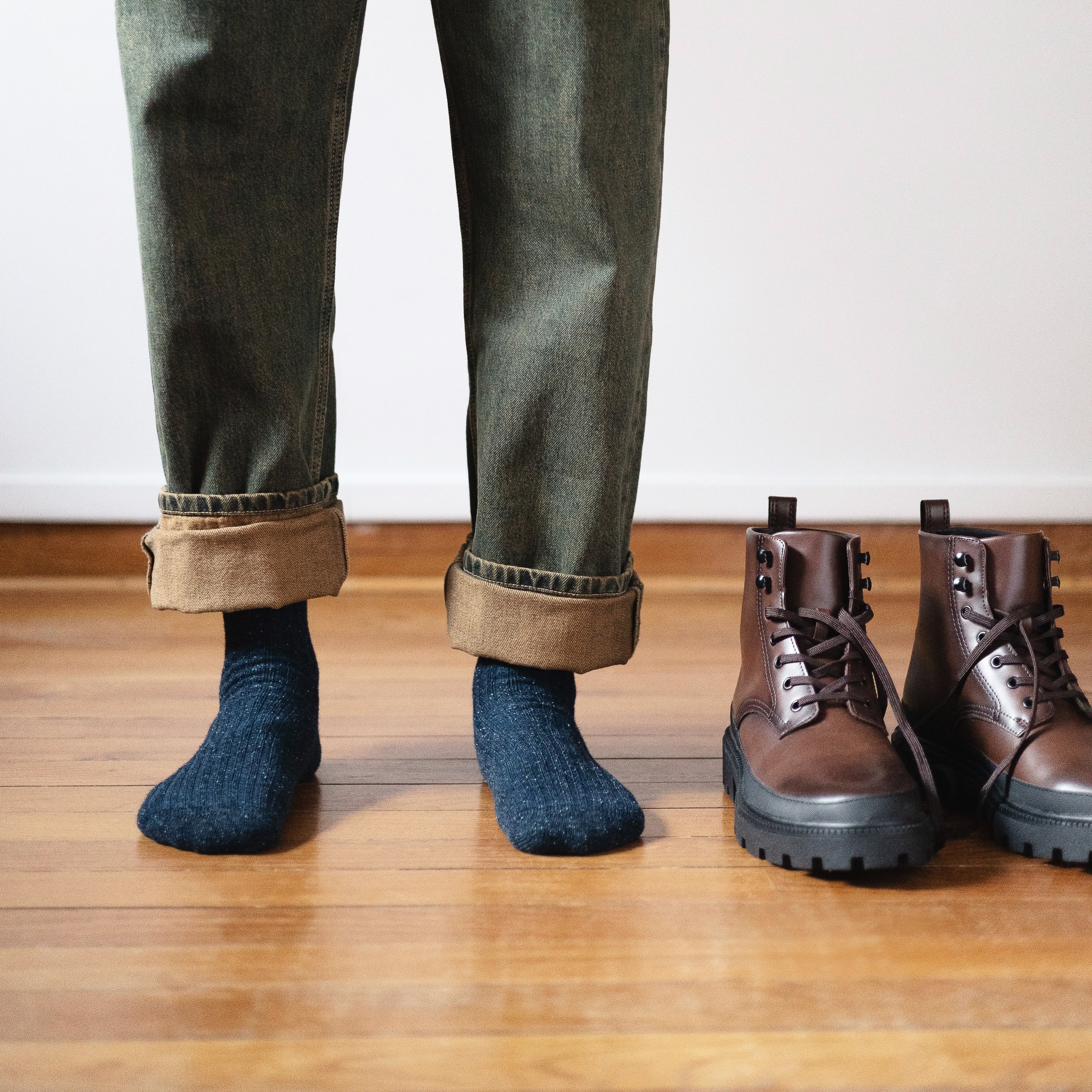 Silk Socks navy - Image 3