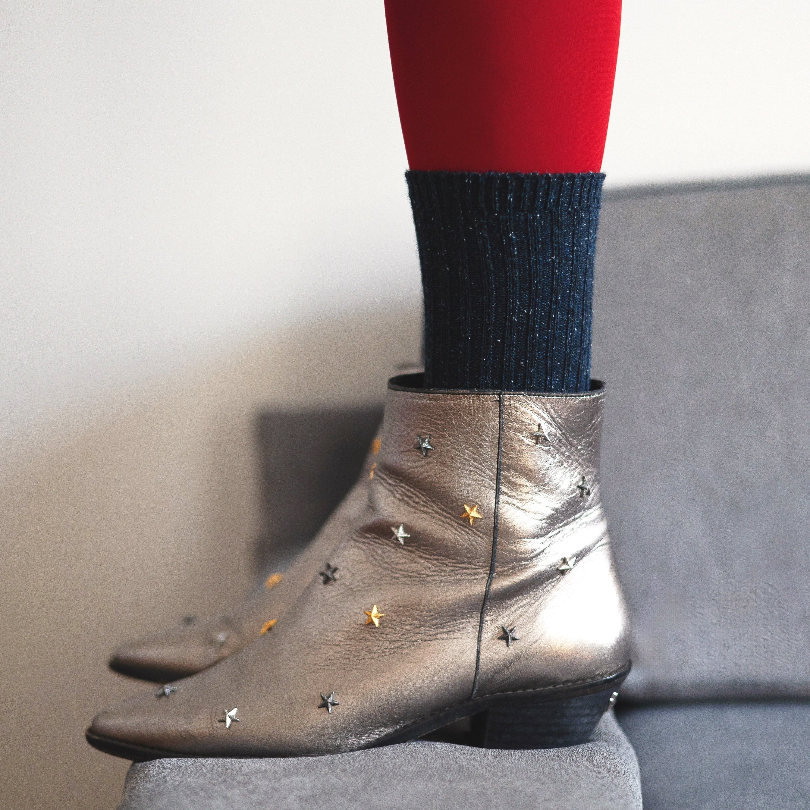 Silk Socks navy - Image 4