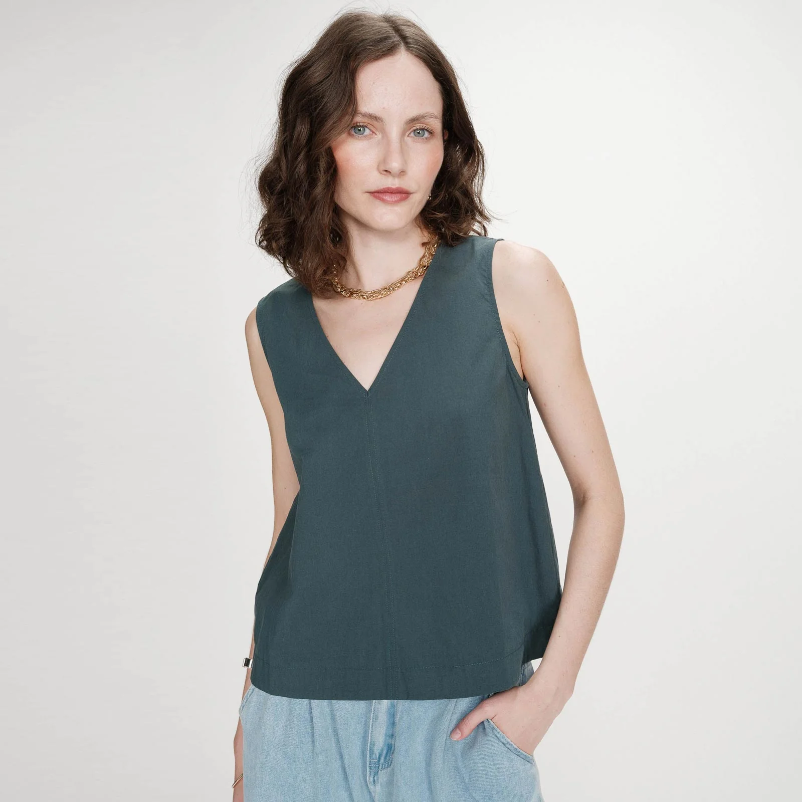 Sleeveless V-Neck Top Vagabond emeraude
