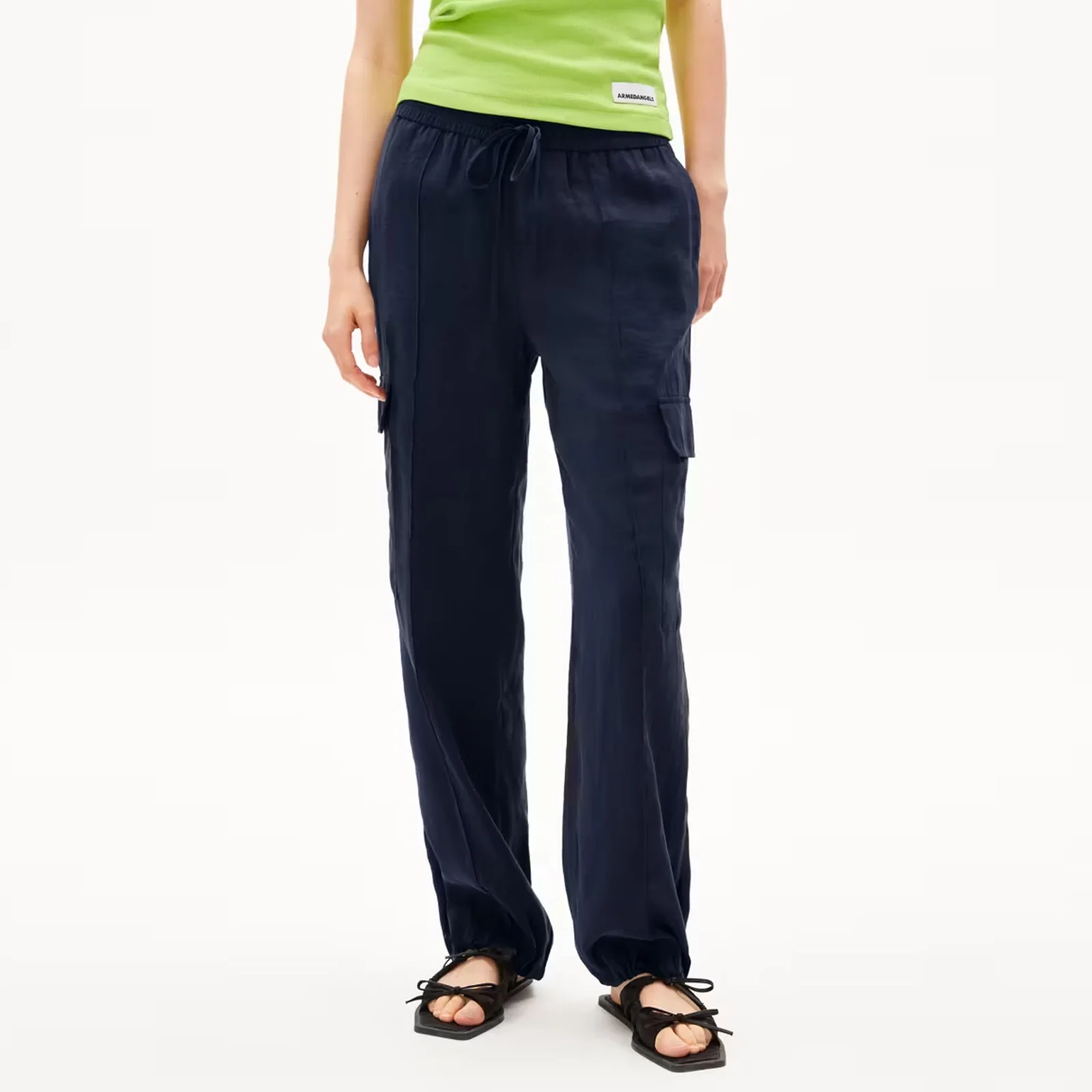 Taraanehaa Pant night sky - Image 2