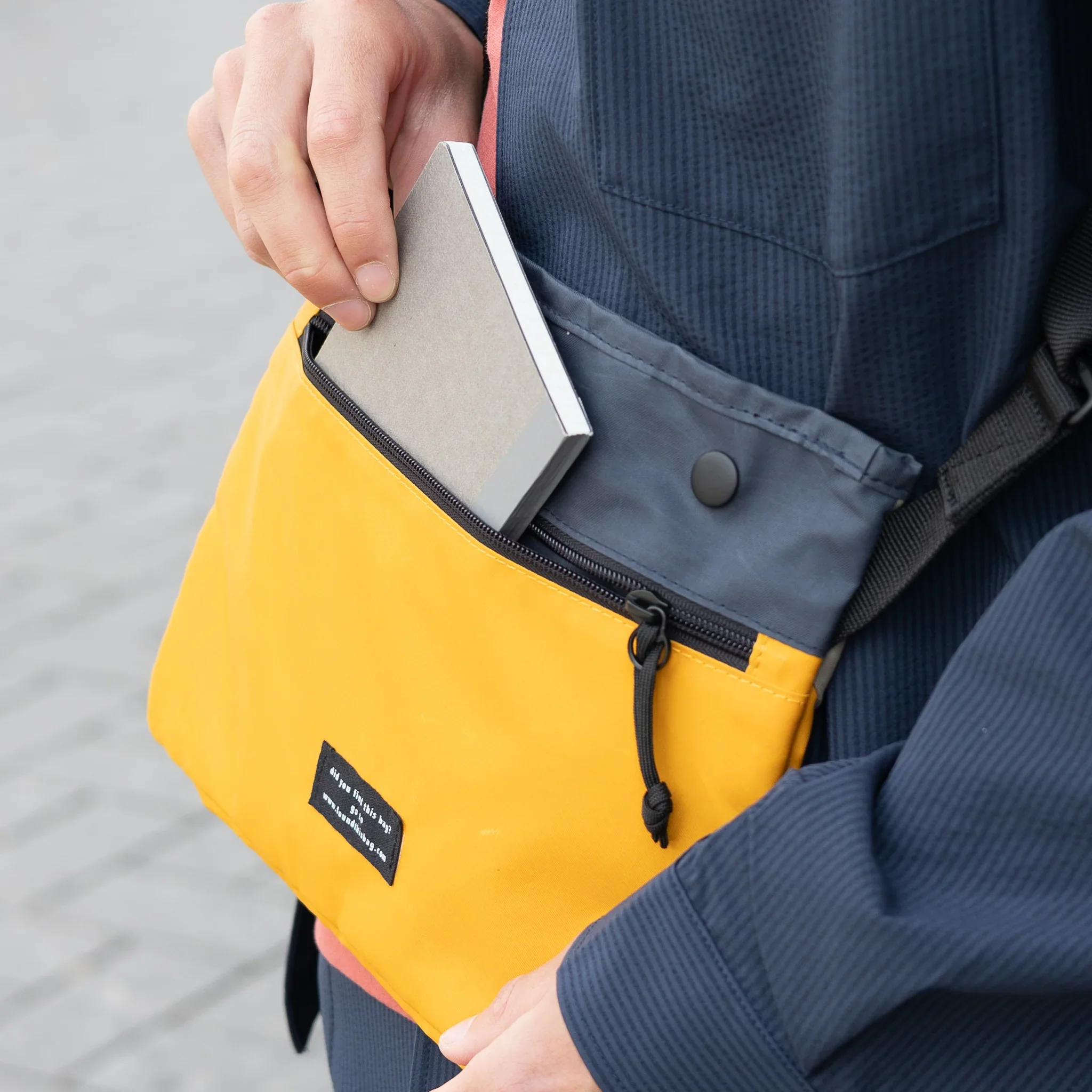 Yuri Travel Sling yellow/khaki - Image 5